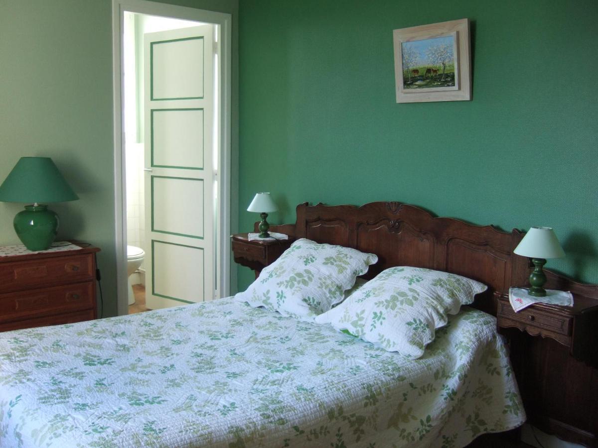 Bed and Breakfast Ferme De La Riviere Petiville  Exterior foto