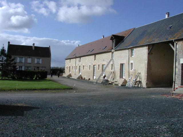 Bed and Breakfast Ferme De La Riviere Petiville  Exterior foto